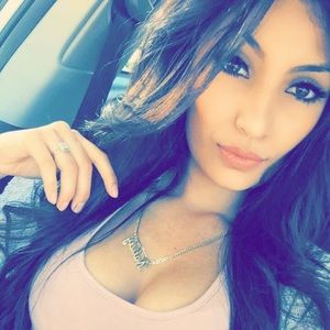 Meet your Posher, Nallely